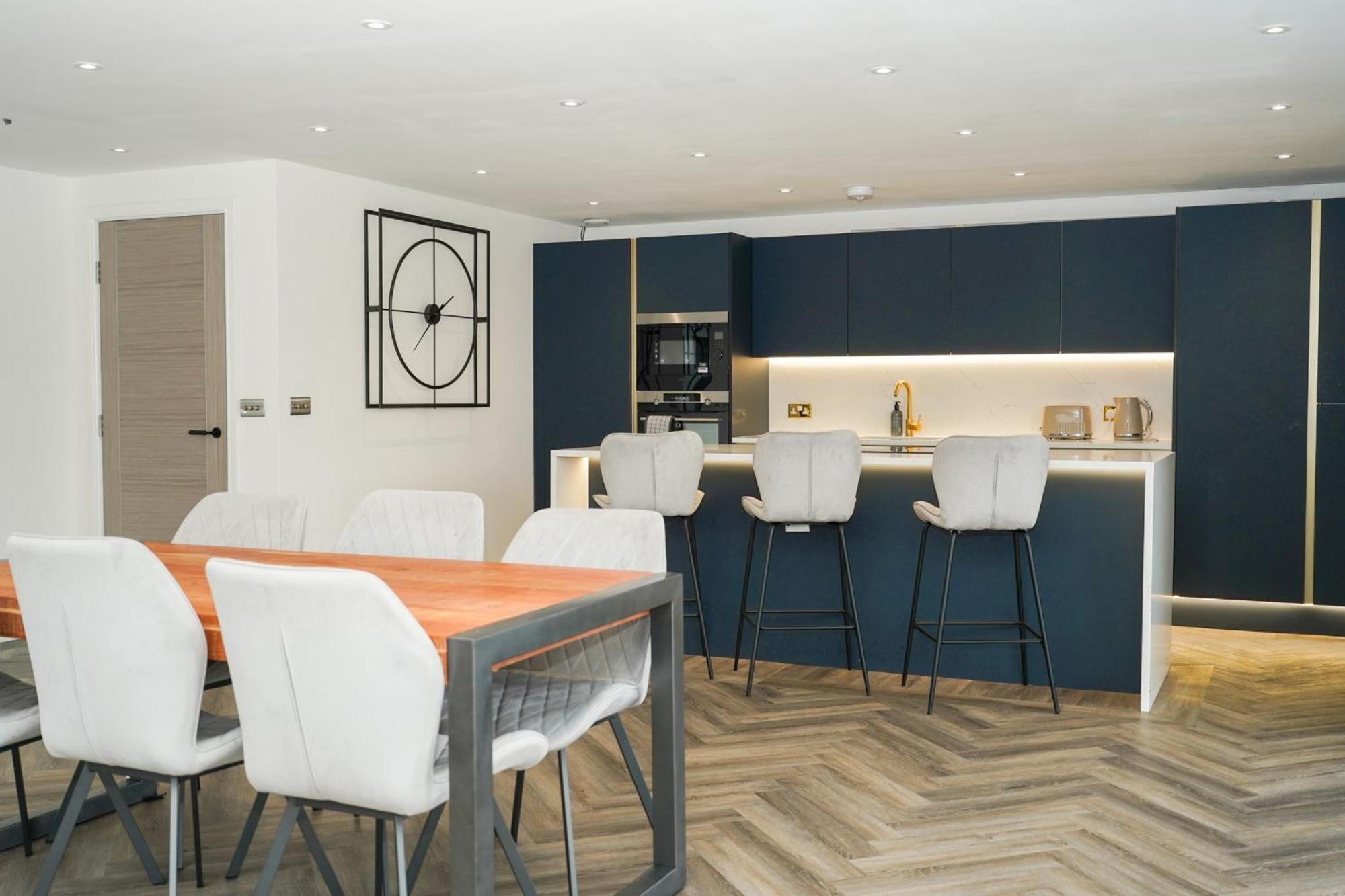 Apartment Luxury Two Bedroom City Centre Penthouse Liverpool
