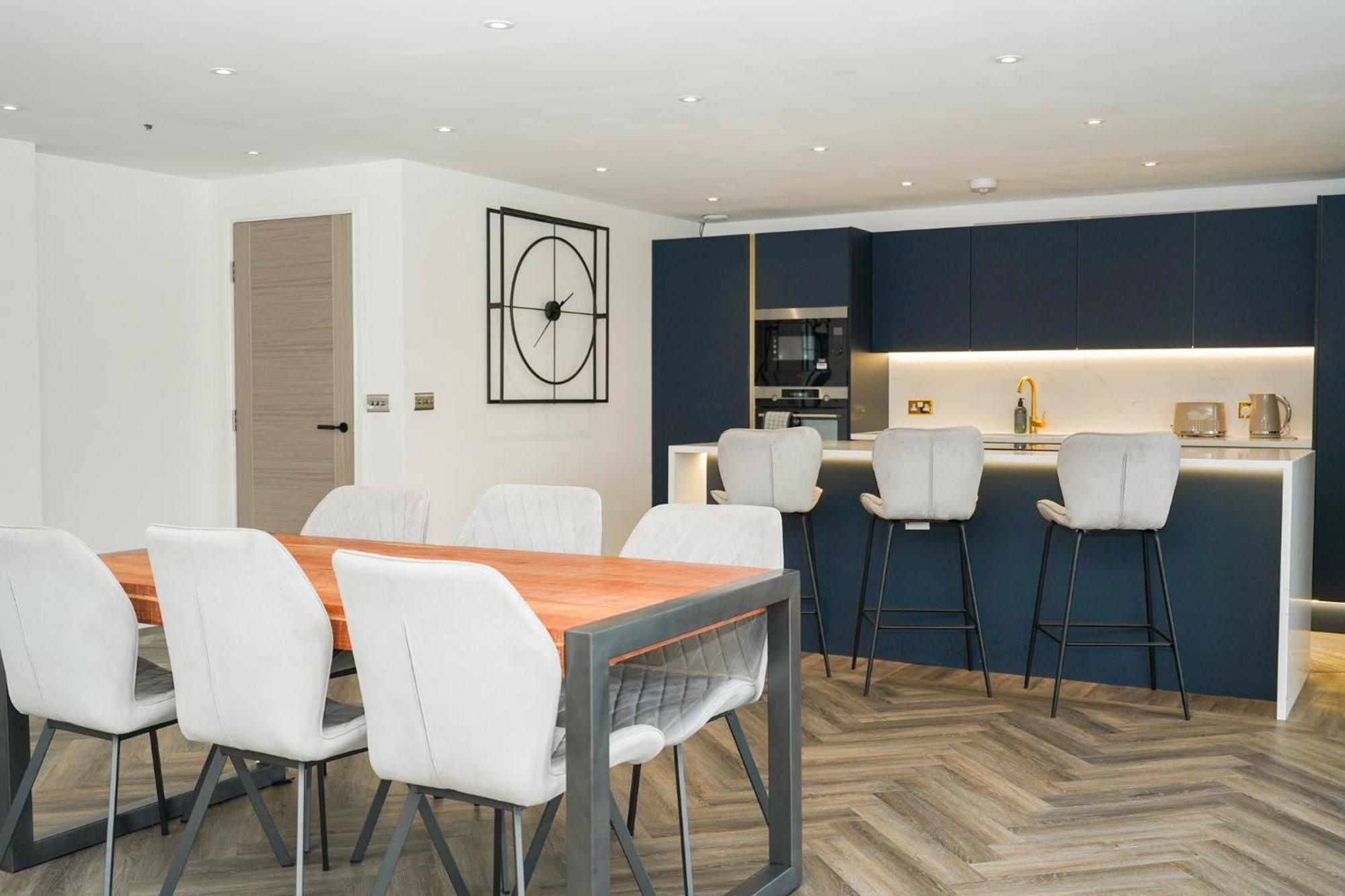 Luxury Two Bedroom City Centre Penthouse Apartment Liverpool